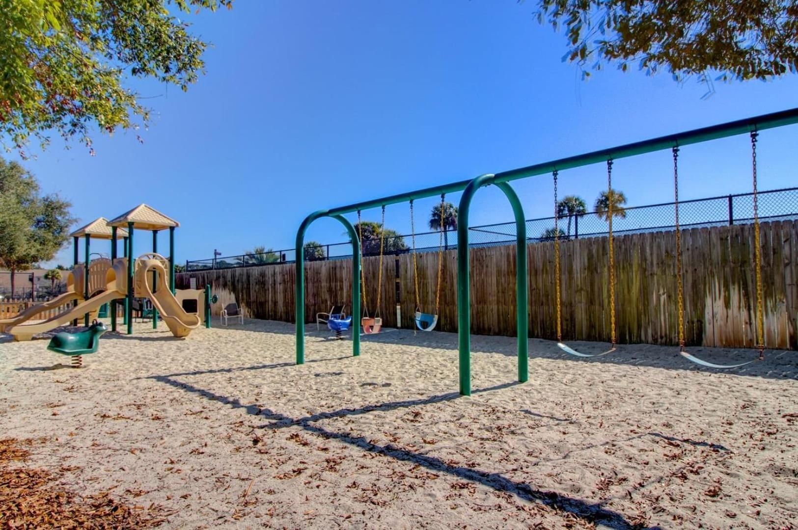 Dunlookin By Avantstay Ocean Views W Community Pool Access Isle of Palms Exterior photo