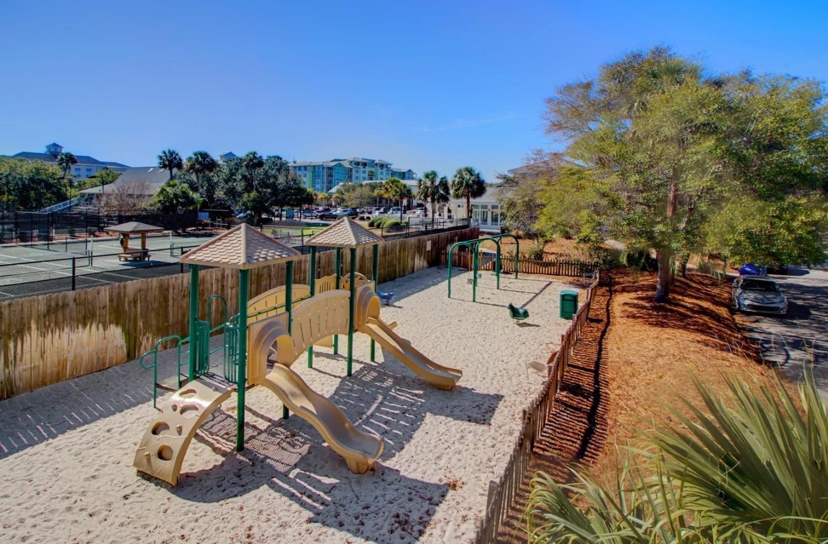 Dunlookin By Avantstay Ocean Views W Community Pool Access Isle of Palms Exterior photo