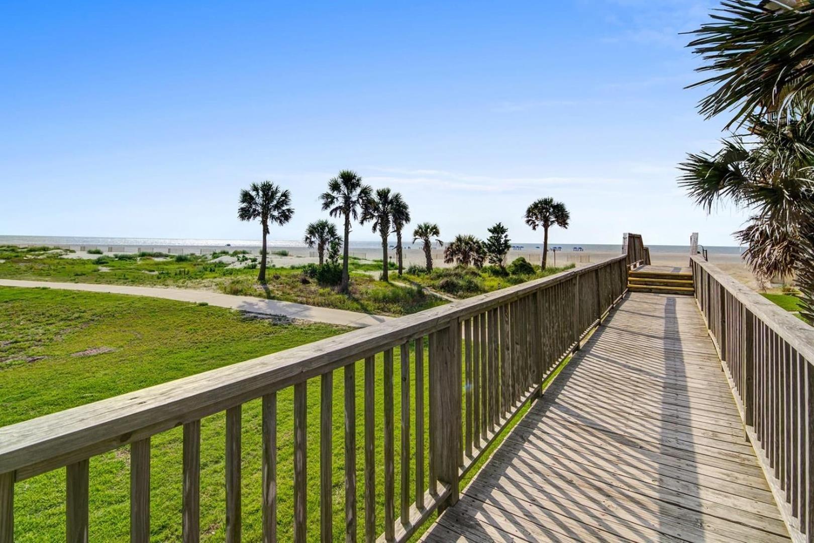 Dunlookin By Avantstay Ocean Views W Community Pool Access Isle of Palms Exterior photo